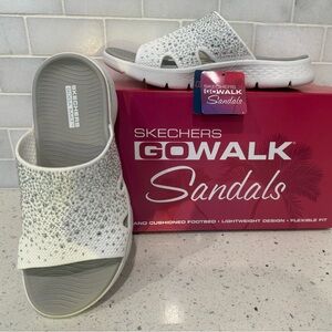 Skechers Go Walk Sparkle Sandals - Silver and White